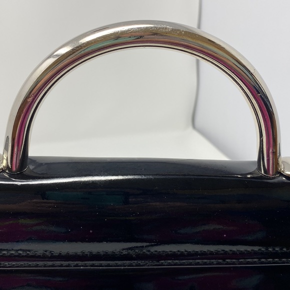 Envelope Silver Handle Shoulder Strap Bag - Picture 7 of 7